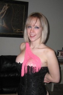 , 25  female escort, markham